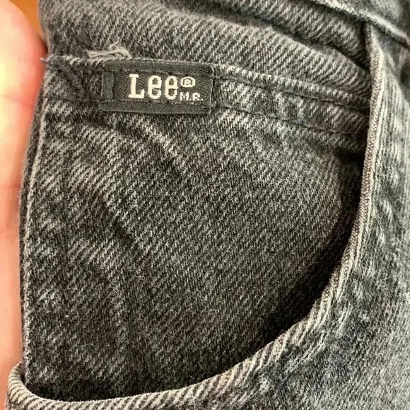 Vintage Lee reworked hand embroidered black denim jean cut off high waist shorts - Picture 6 of 13